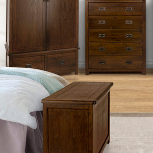 Boston Dark Ottoman - Dark laquered finish